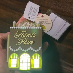 Bath & Body Works Disney collection/ Tiana's Place light up pocketbac holder.